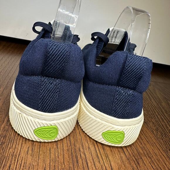 Cariuma Navy Blue Canvas Low Top Casual Sneakers Men's 9.5 Women's 11 Unisex - Picture 4 of 8